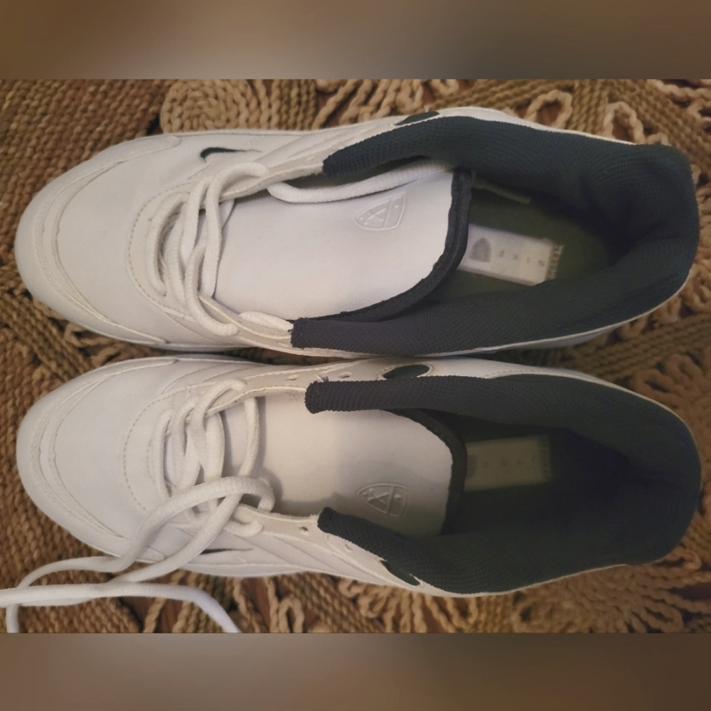 Nike Air white cleated golf shoes 6s - Picture 5 of 8